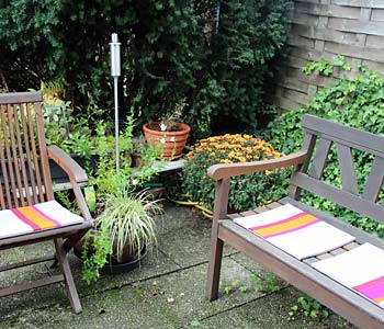Sitzkissen im Garten